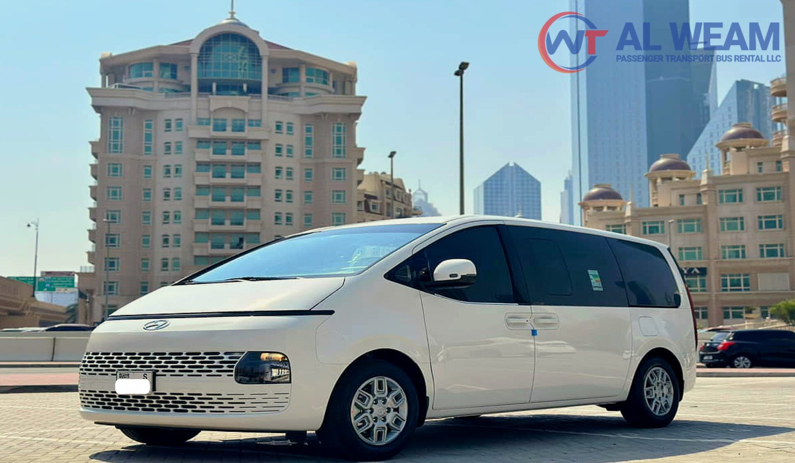 previa 8 seater car rental dubai